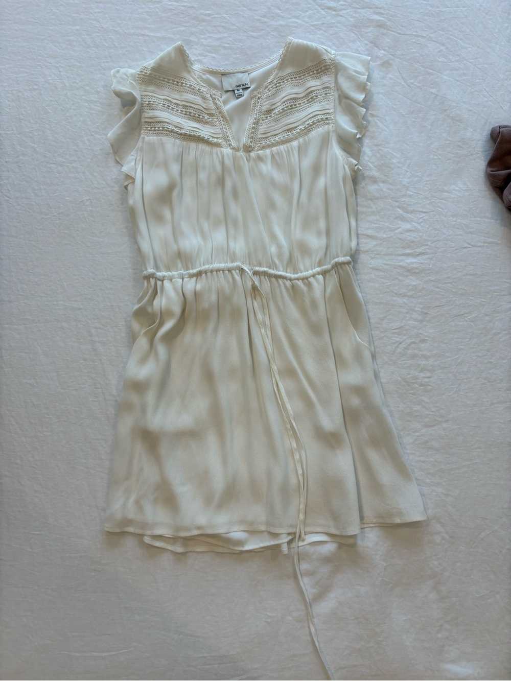 NWOT Greylin Cream Lace-Trim Flutter Sleeve Dress